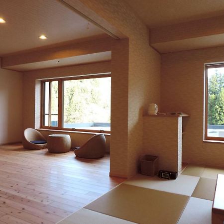 土湯温泉 やすらぎの宿 向瀧旅館 Fukushima  Buitenkant foto