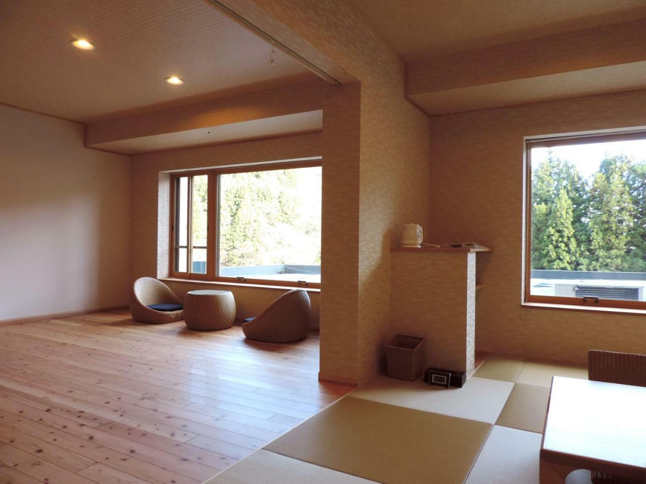 土湯温泉 やすらぎの宿 向瀧旅館 Fukushima  Buitenkant foto